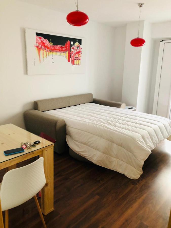 Céntrico apartamento con garaje en casco antiguo Badajoz Esterno foto
