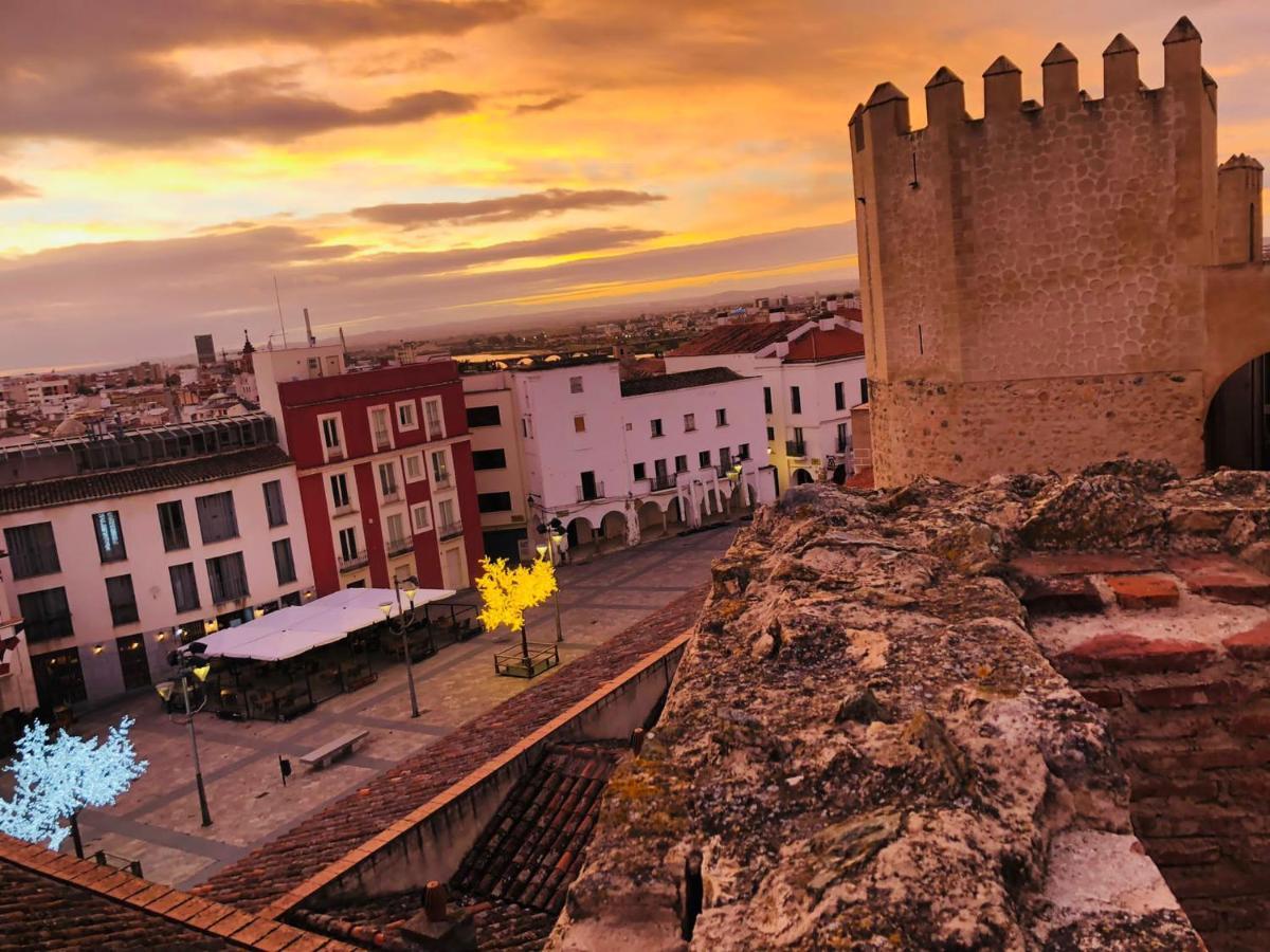 Céntrico apartamento con garaje en casco antiguo Badajoz Esterno foto