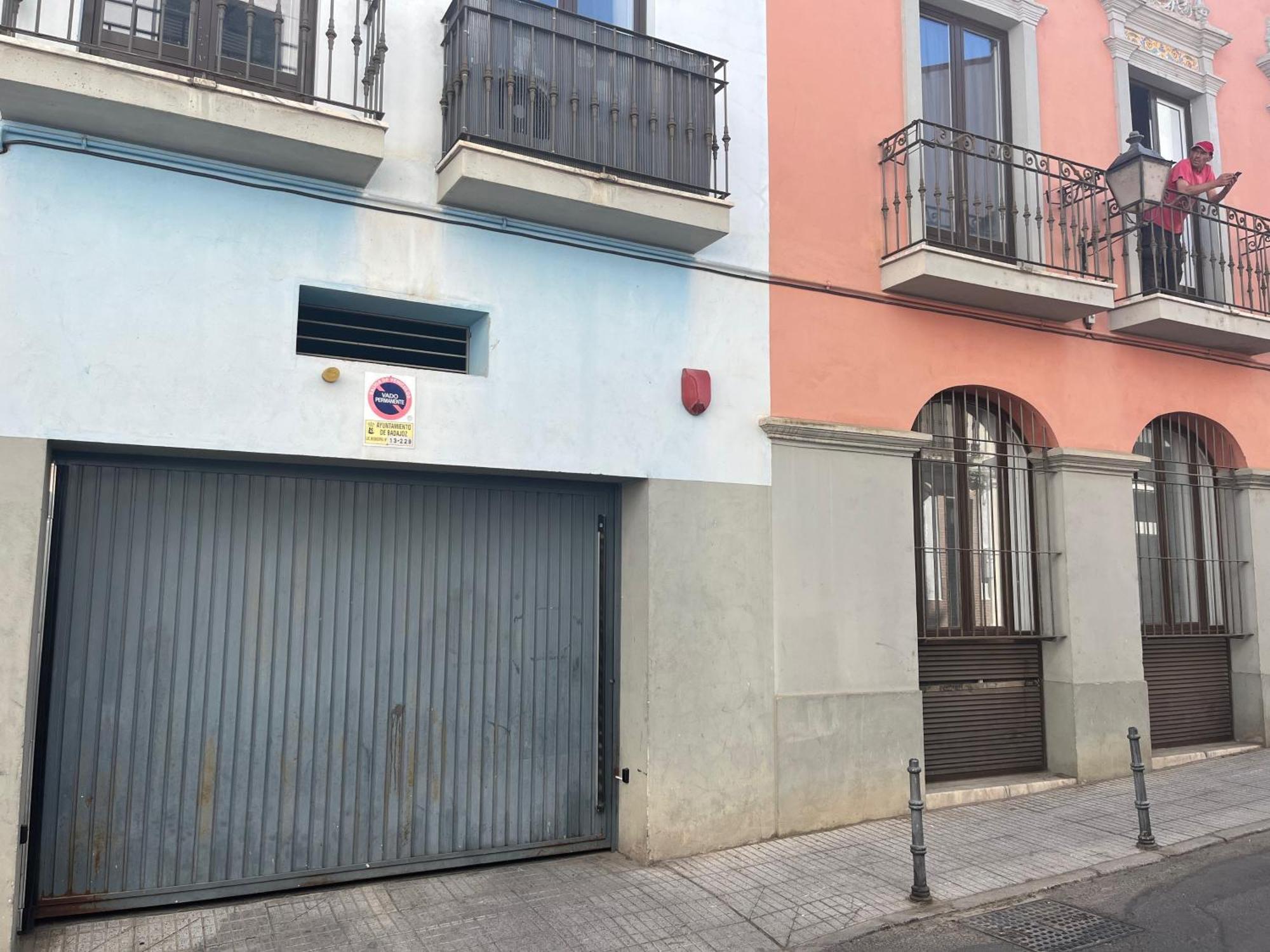 Céntrico apartamento con garaje en casco antiguo Badajoz Esterno foto